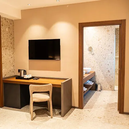 Grimaldi Boutique Hotel Lago Patria